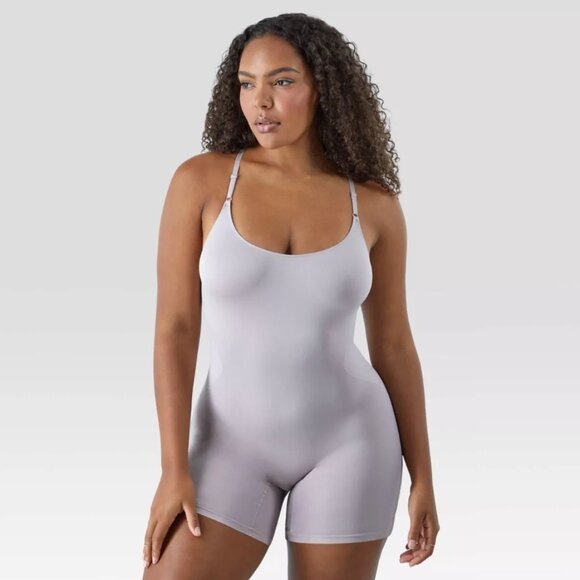 Maidenform Women's XL Blush Shapewear Seamless Mid Thigh Bodysuit Light Shaping - Picture 1 of 15